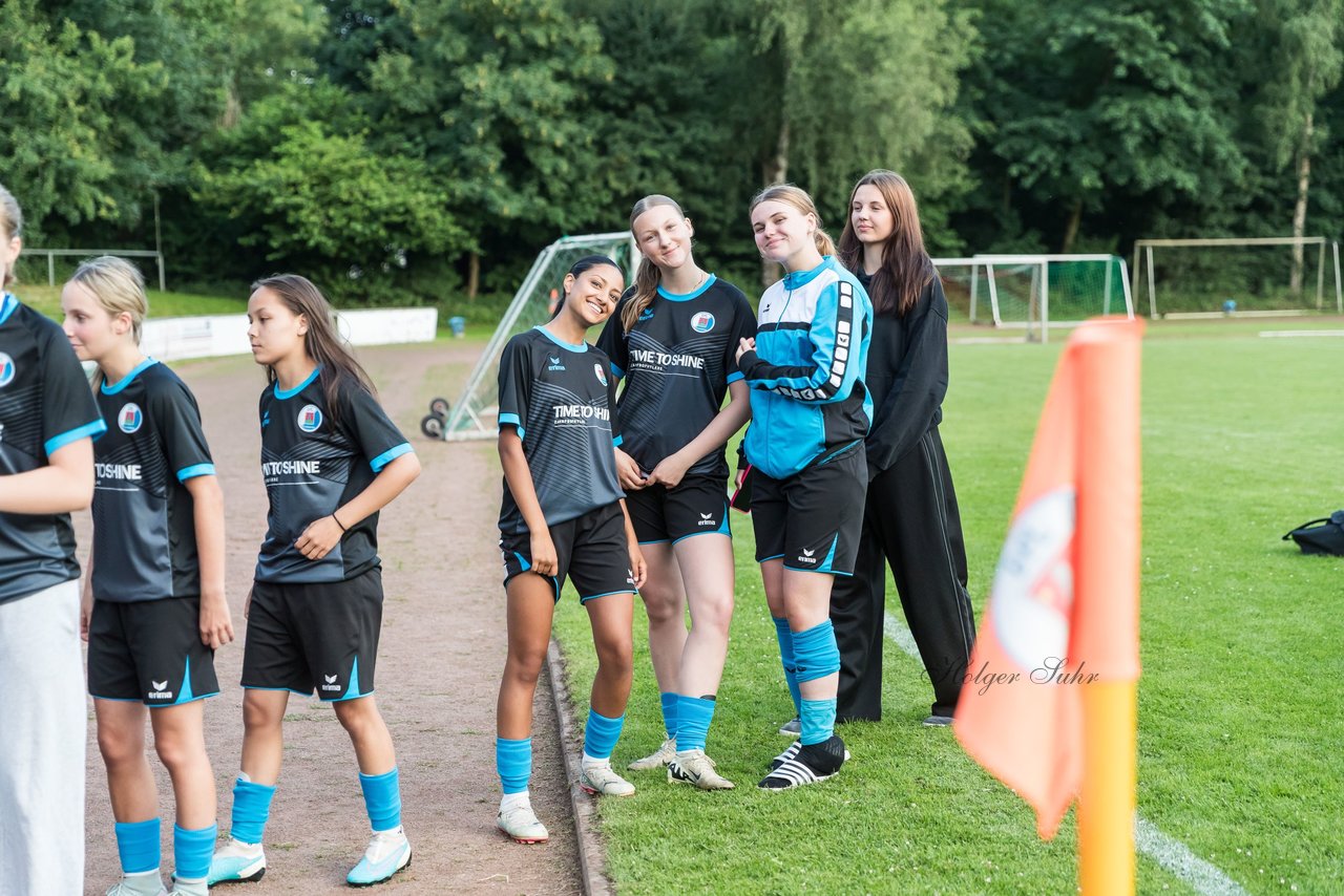Bild 73 - Loewinnen Cup